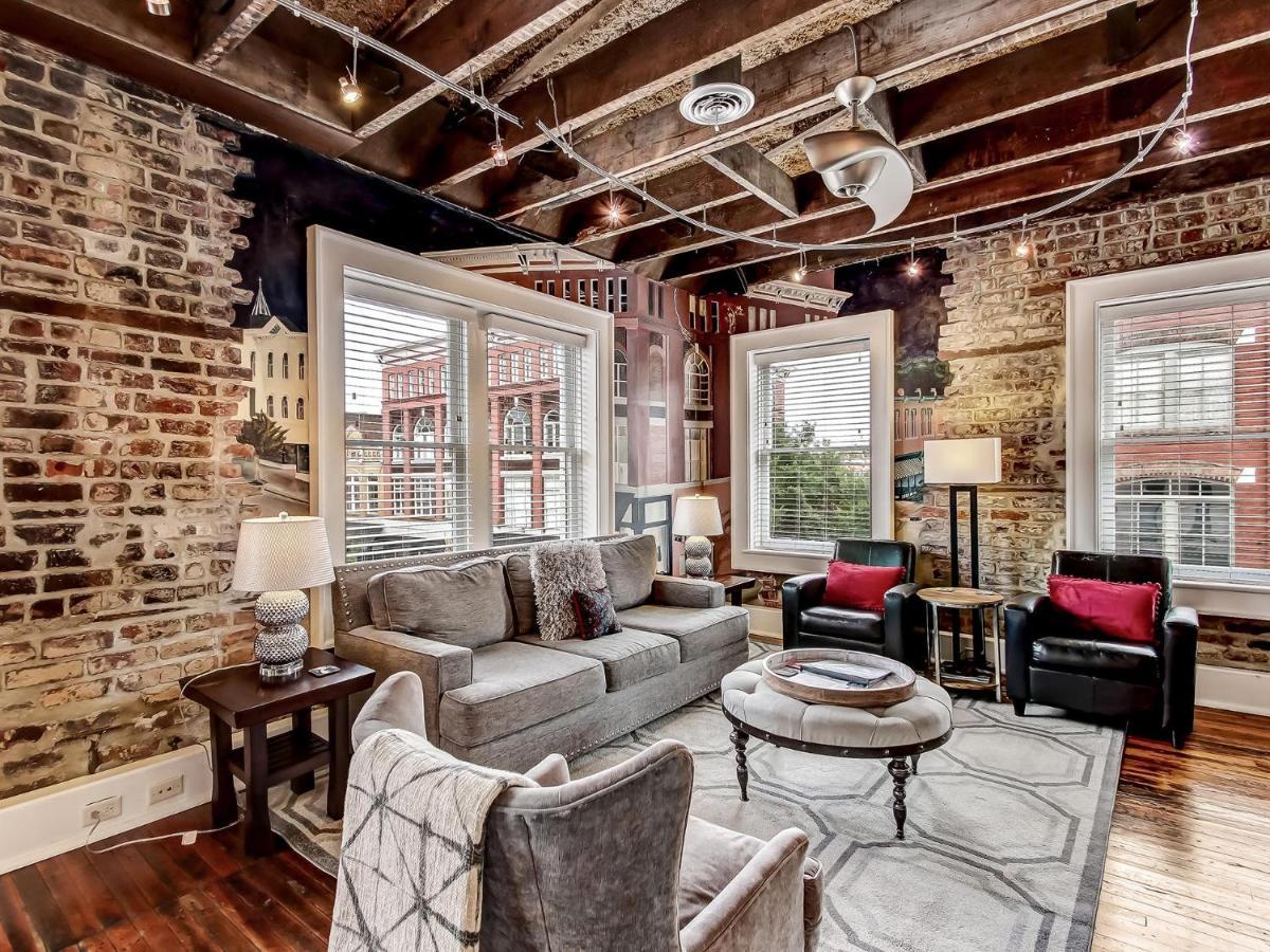 Broughton Corner Loft Lägenhet Savannah Exteriör bild