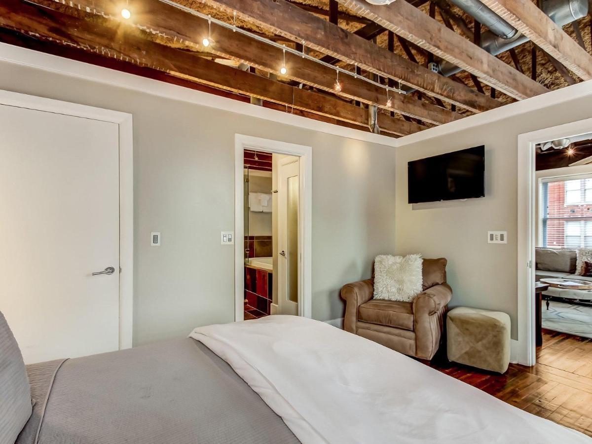 Broughton Corner Loft Lägenhet Savannah Exteriör bild