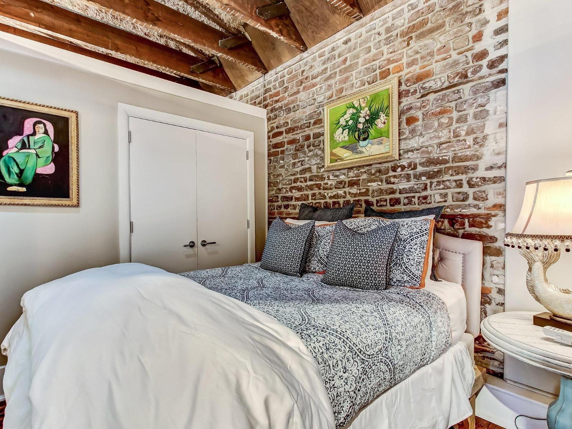 Broughton Corner Loft Lägenhet Savannah Exteriör bild